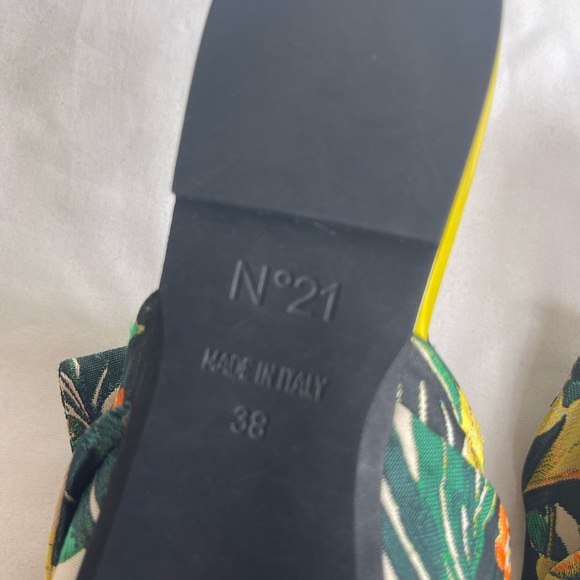 No. 21 Jacquard Floral /leather Flat Bow Mules SZ 7.5 / 38 NWT $625 - Picture 5 of 8